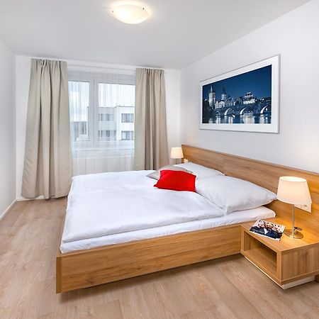 Citywest Apartments Prag Exterior foto