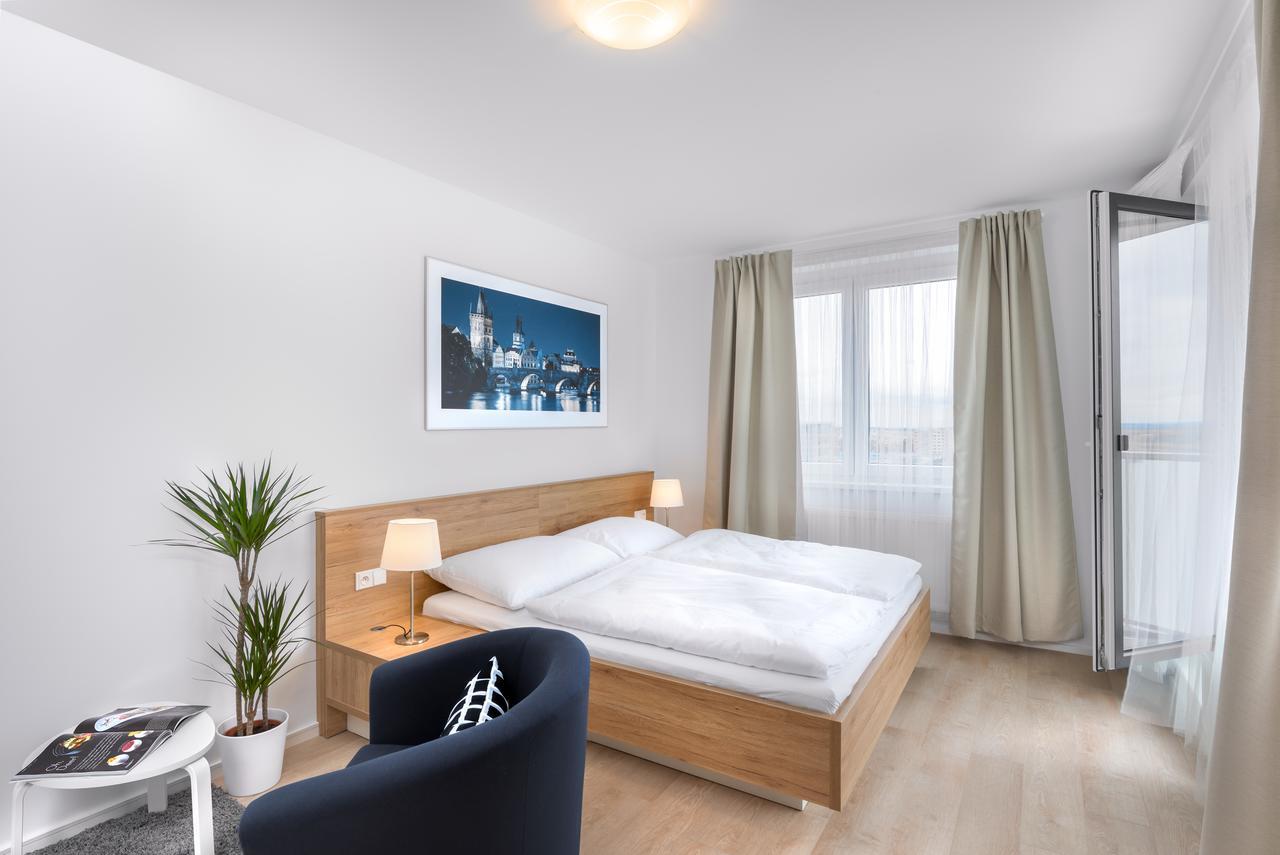 Citywest Apartments Prag Exterior foto
